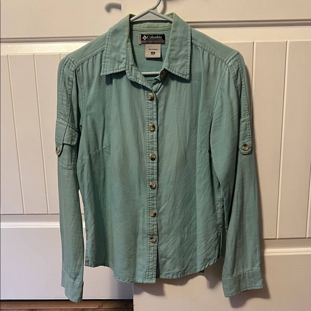 Athletic Women’s Columbia Teal Long Sleeve Shirt, Size Small